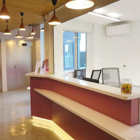 Appart-hotel & Golf Apartmanhotel Bordeaux